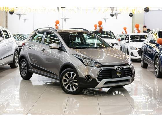 HYUNDAI HB20X 1.6 16V STYLE FLEX 4P MANUAL HYUNDAI HB20X 1.6 16V STYLE FLEX 4P MANUAL